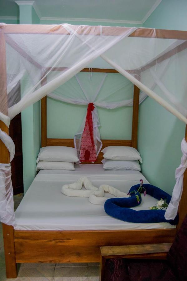 Kilimanjaro Summit Lodge Moshi Buitenkant foto